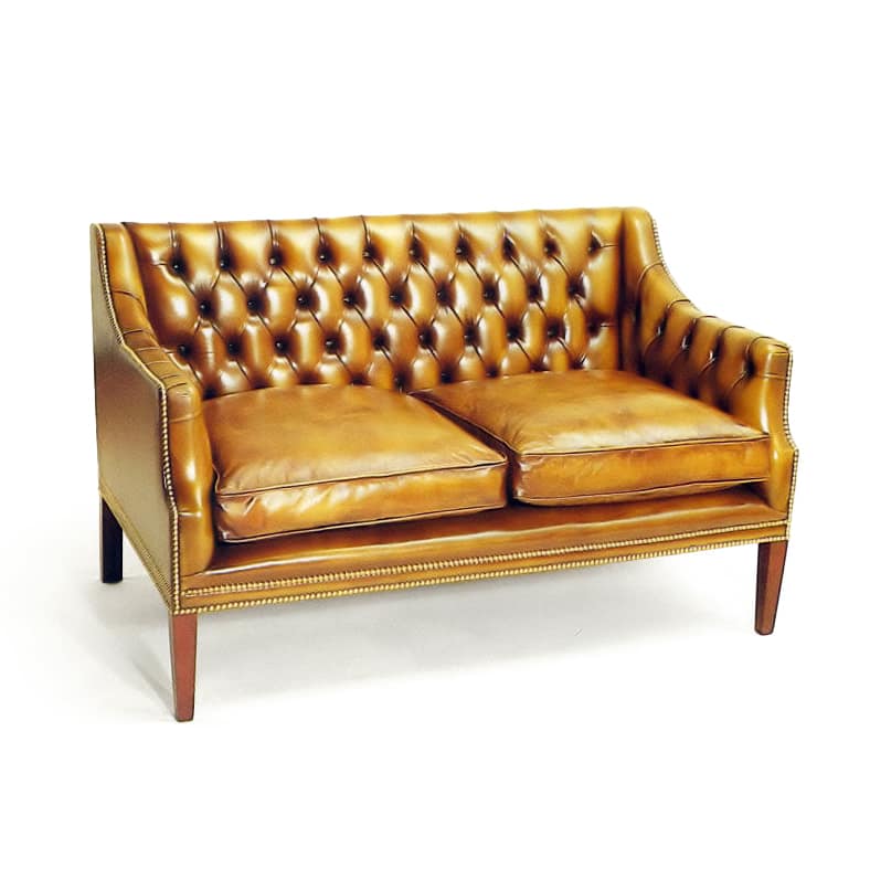 Sargent Sofa stan