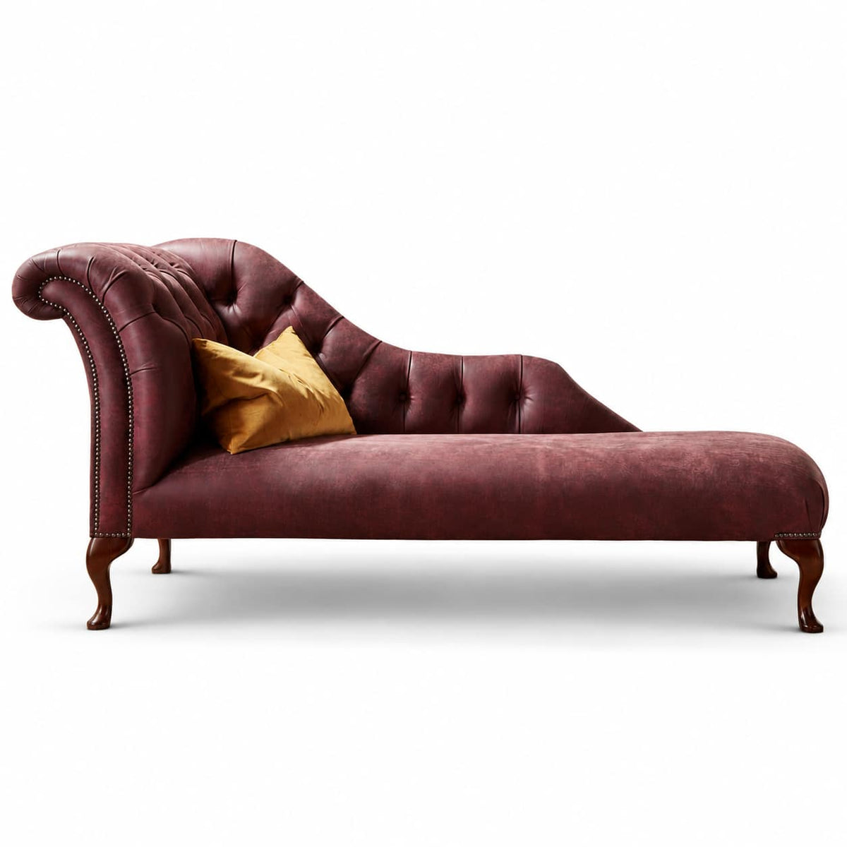 Chesterfield Recamiere Opie in rotem Rustic Leder Pinot mit Knopfheftung und geschwungenen Holzfüßen